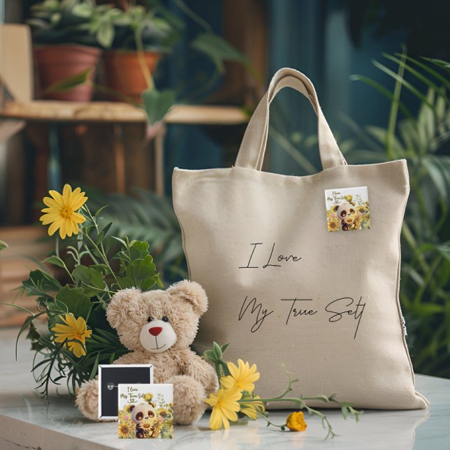 Bebé Panda con Botón de Girasol (Subido por el creador)