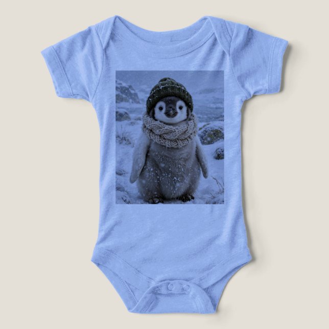 Bebé Pingüino Adorable con Bufanda de Invierno (Diseño delantero )