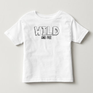 Bebé Salvaje y libre - Camiseta de texto divertida para