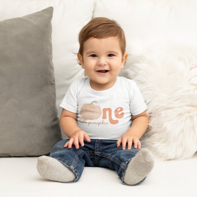 Bebé Una pequeña calabaza primera camiseta de cumpleaño (Cute Fall Tee)