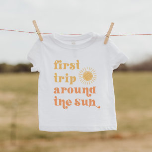 Bebé Viaje alrededor de la camiseta Sun