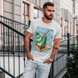 Bebida Con Una Camiseta De Paja