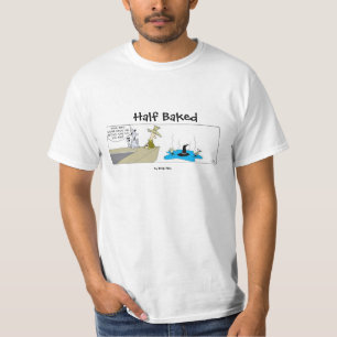 Bebidas aguadas divertidas en la camiseta de la