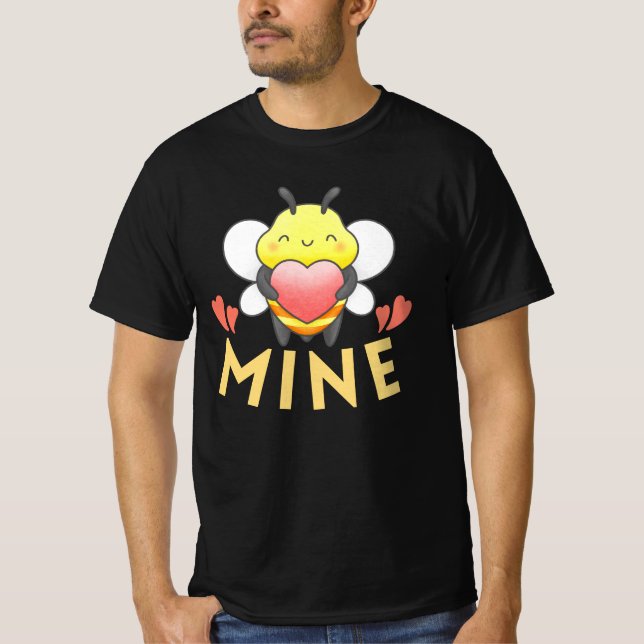 BEE MINE - SEA MI DIVERTIDA CAMISETA DE VALENTINE  (Anverso)