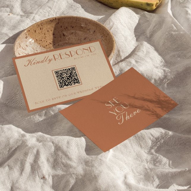 Beige Bronzer Old Money QR Code Wedding RSVP (Subido por el creador)