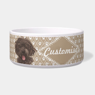 beige del cuenco de Labradoodle del perro de los