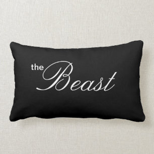 Belleza y almohadas de dormitorio de la bestia