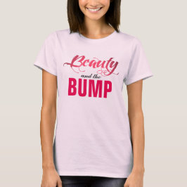 Belleza y la camiseta de la maternidad de bulto