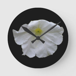 Bello reloj de pared de Petunia blanco