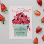 Berry Sweet Baby Shower Invitación Fresa<br><div class="desc">Este diseño dulce de bayas incluye una cesta de fresas acuáticas recién recolectadas en una cesta de bayas. Junto con una letra de guión de corazón lúdico. ¡Cambia fácilmente el color de fondo! Vea toda la colección para ver más elementos coincidentes.</div>