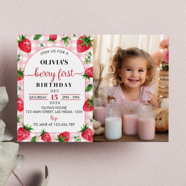 Berry Sweet First Birthday Invitación Fresa (Subido por el creador)