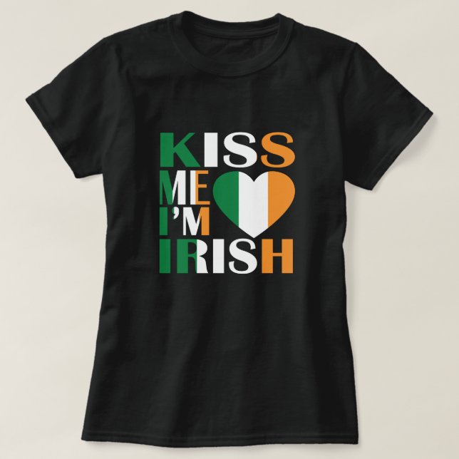 Bésame soy la camiseta irlandesa Saint Patrick Day (Diseño del anverso)