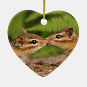 Besando Chipmunks ornamento de "nuestro primer