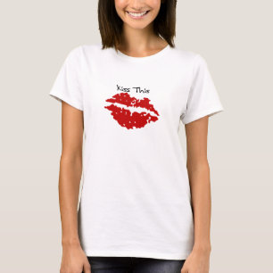 Bese camiseta roja de los labios