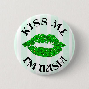 Béseme, Im botón del día de St Patrick del