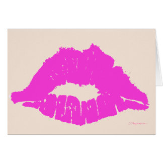 beso rosado en la tarjeta feliz blanca del