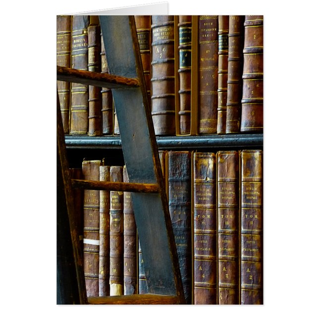 Biblioteca vieja, libros viejos (Frente)