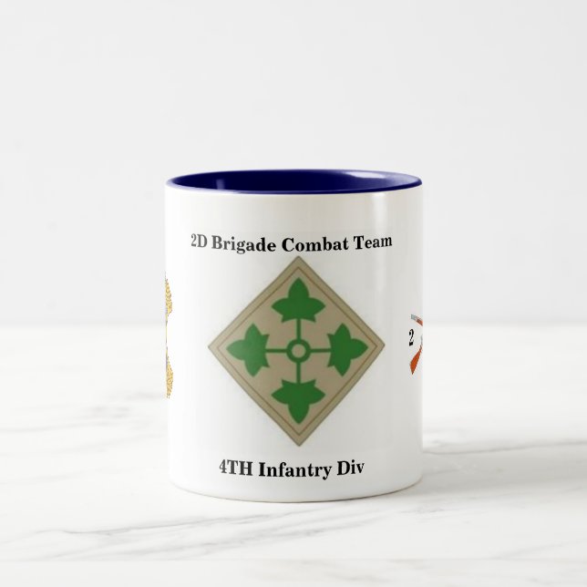 Bicolor 2.o Taza del Div de la infantería de la 8va (Centro)