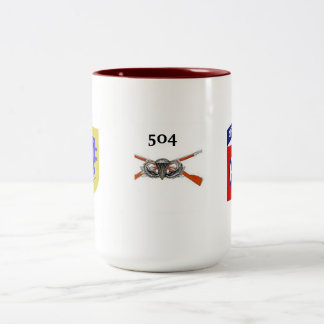 Bicolor 2do 504a 82.a taza aerotransportada de los BN