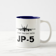 Comience el día con JP-5 la taza estupenda del