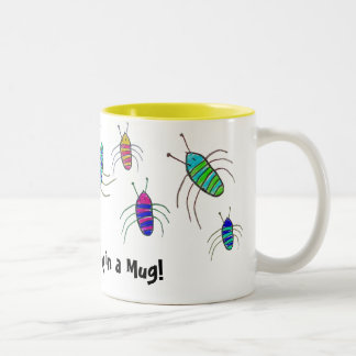 Bicolor Cómodamente como insecto en una taza