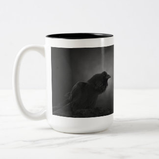 Bicolor El escuchar y travesura, taza del cuervo del