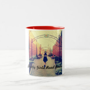 Bicolor ¡Los chicas bonitos leyeron los libros! Taza