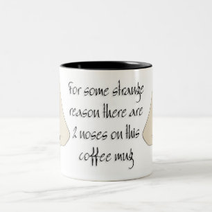 Bicolor Narices en una taza