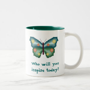 Bicolor ¿Quién usted inspirará hoy? Taza de la mariposa