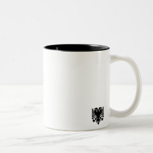 Bicolor Taza albanesa simple