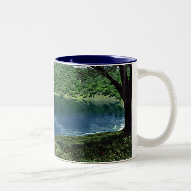 Bicolor Taza Beside Deep Waters (Derecha)