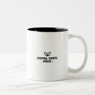Bicolor Taza con Frase Inspiradora "Respira, Siente, Cree"