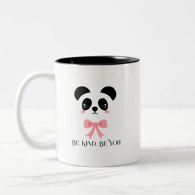 Bicolor Taza con lazo de panda lindo (Izquierda)
