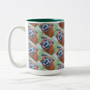 Bicolor taza con patrón de perro boxer