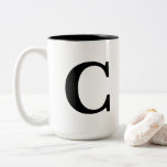 Bicolor Taza de "C"<br><div class="desc">Una taza personalizada</div>