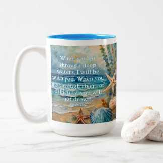 Bicolor Taza de café con conchas Isaiah 43:2