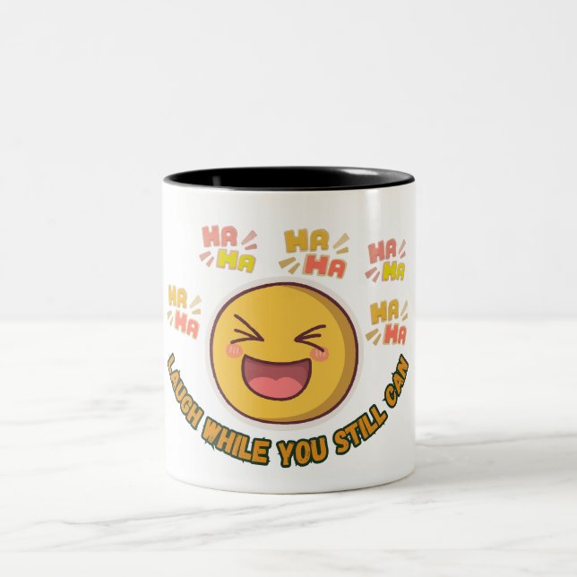 Bicolor Taza de café con emoji de risa (Centro)