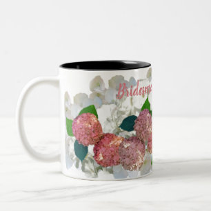 Bicolor Taza de café con nombre de dama de honor floral sa