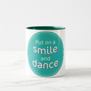 Bicolor Taza de café de la sonrisa y de la danza