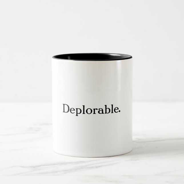 Bicolor Taza de café deplorable (Centro)