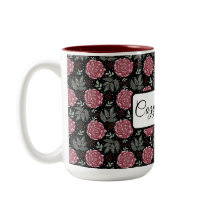 Taza de café floral de rosas acogedoras de inviern
