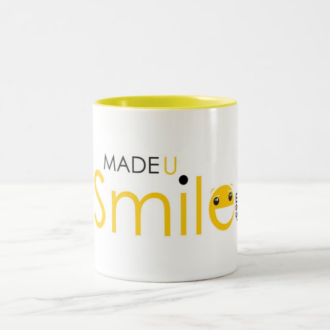 Bicolor Taza de café hecha de U Smile.com (Centro)