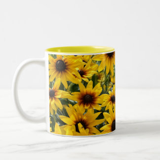 Bicolor Taza De Dos Tonos De Campo De Flores Amarillas Flo