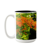 Taza de las hojas de otoño