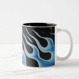 Bicolor Taza de las llamas azules