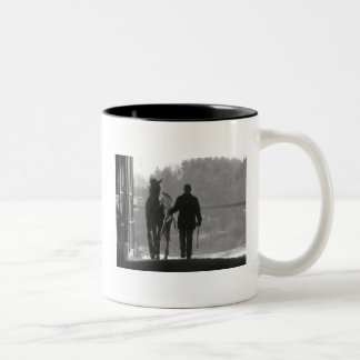 Bicolor Taza de Lucy que camina
