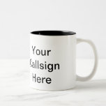 Bicolor Taza del indicativo<br><div class="desc">La taza de café con su indicativo y/o el otro texto escrito en él en su opción del tamaño,  de la fuente,  y del color.</div>