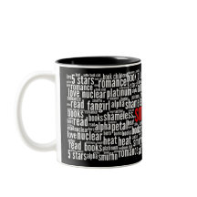 Taza del negro de la nube de la palabra de Smuffin