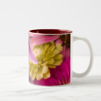 Bicolor Taza del ramo floral