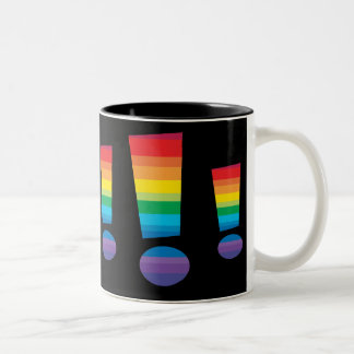 Bicolor Taza del signo de exclamación del arco iris
